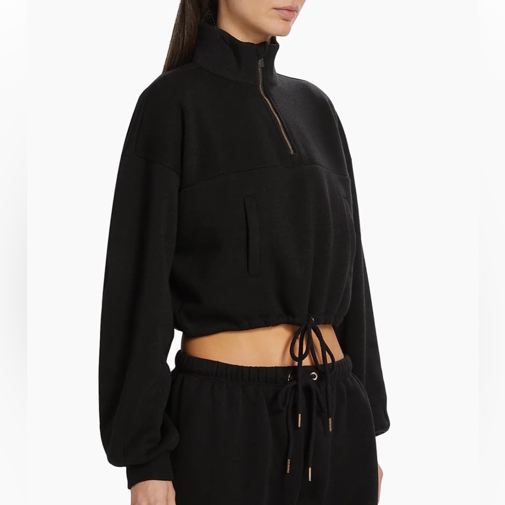Stellae Dux Fleece Cargo Half Zip Crop Sweatshirt in Black - Size Large